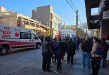 Un jubilado murió tras descompensarse en la fila de PAMI