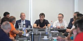 El Gobierno de Chubut otorgó por decreto un aumento del 3% a estatales