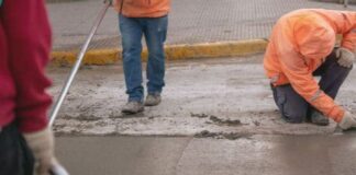 LA MUNICIPALIDAD DE RAWSON FINALIZÓ LOS TRABAJOS DE REPARACIÓN EN AVENIDA 25 DE MAYO Y CALLE BELGRANO